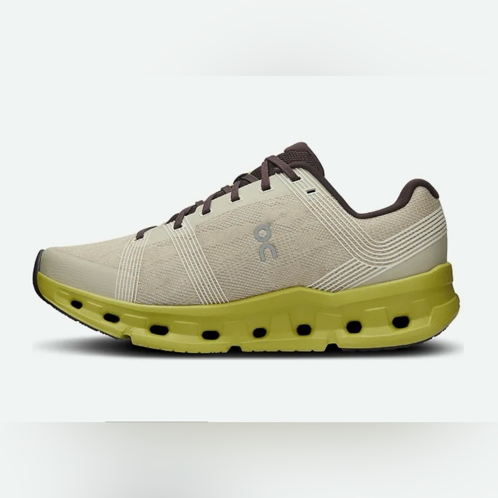 On Cloudgo Women’s Running Sneakers Size: 6.5